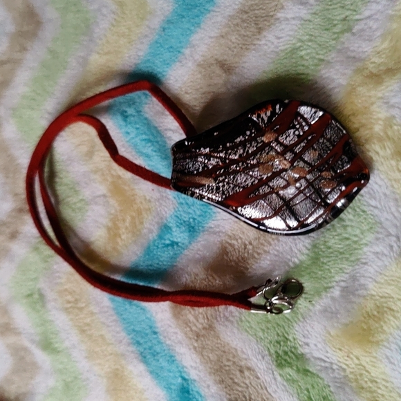 2. Made in Italy Murano Glass Necklace on Leather Cord - Picture 2 of 4